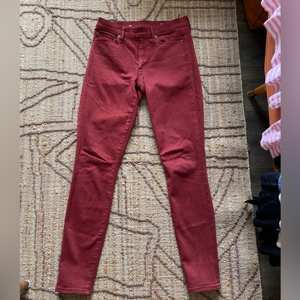 Gap high rise skinny jeans size 28R